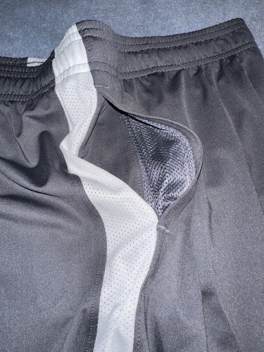UNDER ARMOUR *NWT* Youth Boys Tech Vent Basketball Shorts Size XL Gray - Picture 12 of 17