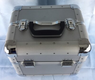 Artistry Cosmetics Locking Makeup Case - Silver Box - New! | eBay