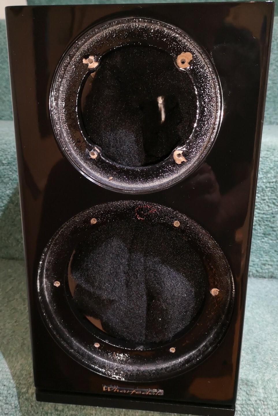wharfedale diamond 220 center speaker