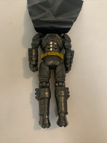 DC Multiverse BvS Grapnel Blaster BAF Build A Figure Series Armored Batman 6" - Picture 2 of 3