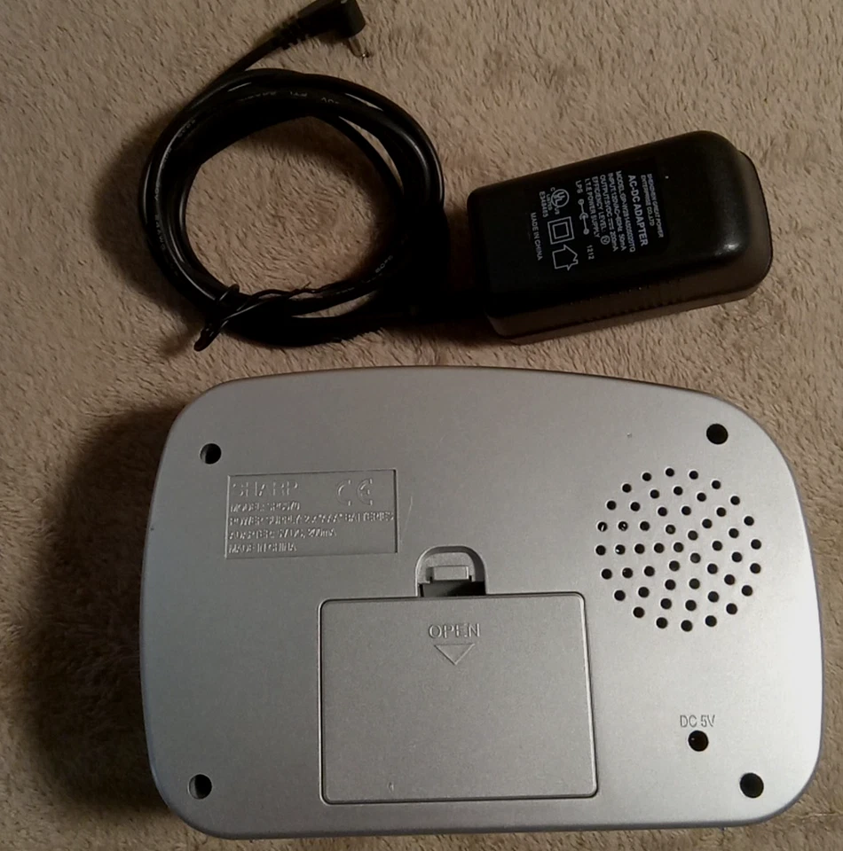 Sharp SPC570 Projection Alarm Digital Clock With 9 Nature Sounds Month/Day/Date - Image 3 of 4