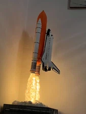 1:144 US NASA STS Discovery OV-103 Space Shuttle Model Night Light-up Night Lamp