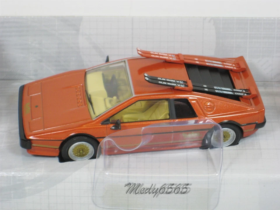 Corgi James Bond "For Your Eyes Only" Lotus Esprit Scale1/36 - Image 3 of 4