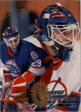 1994-95 Flair Hockey - #205 Tim Cheveldae