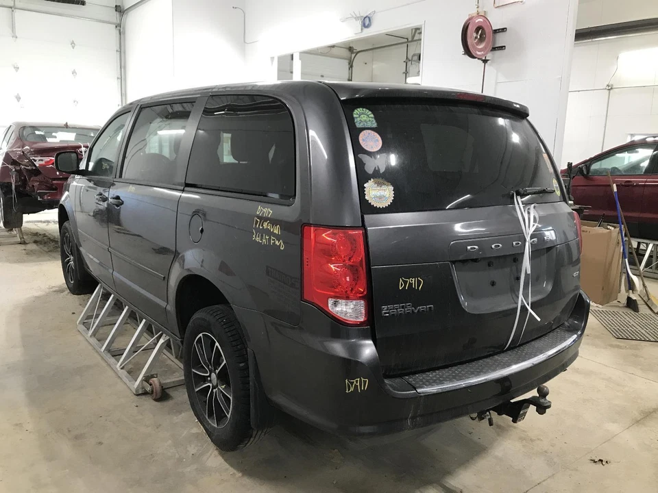 Medidor de velocímetro usado serve: 2017 Dodge Caravan cluster 120 MPH com veículo informar - Imagem 3 de 4