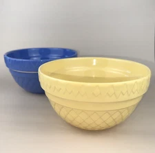 Well Equipped Kitchen 2-pc Embossed Serving Bowls 7.5"x4"