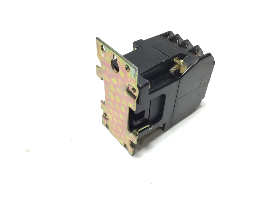 Relé de control industrial Westinghouse 765A857G01 300 VCA 10 amperios 50/60 Hz Foto 3 de 4