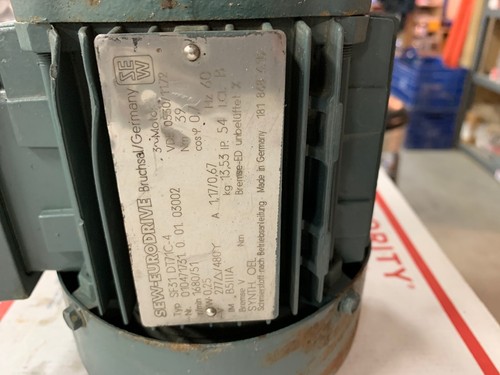 Sew-Eurodrive Bruchsal/Germany SF31DT71C-4 480V .25 KW 1680/51 R/min Used Motor - Picture 10 of 12