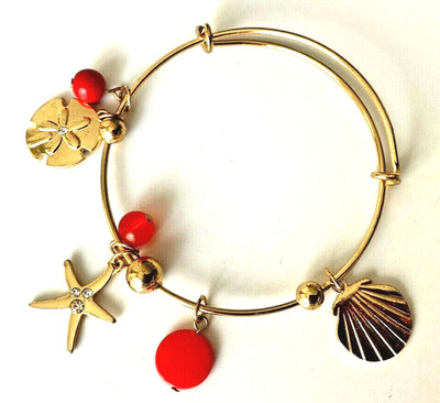 Tolles CHARM ARMBAND    MEER Thema Stern Schale rechts rot NEU