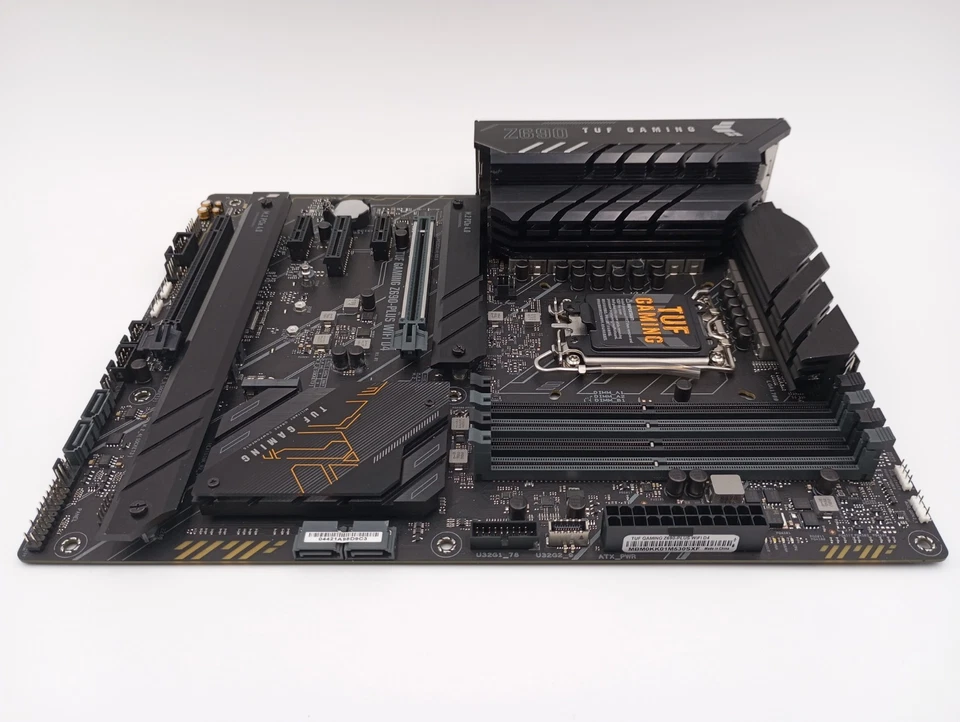 Placa base ASUS TUF GAMING Z690-PLUS WIFI D4 Intel Socket LGA1700 DDR4 ATX - Imagen 2 de 4