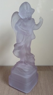 Vintage Neodym / Alexandrit Milchglas Cherub