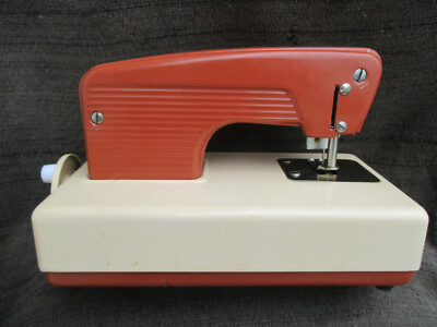 VINTAGE 1960s JAPAN BATTERY OPERATED TOY CRAGSTAN AUTOMATIC VINTAGE 1960s JAPAN BATTERY OPERATED TOY CRAGSTAN AUTOMATIC