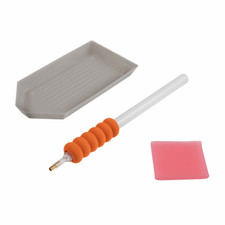 Diamond dotz tool kit, contains one applicator nib,tray and wax bar. Crafts
