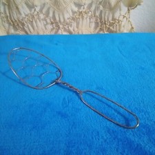 Vintage Twisted Wire Metal Egg Beater/Whisk/Spatula/Strainer Spoon Kitchen Utens