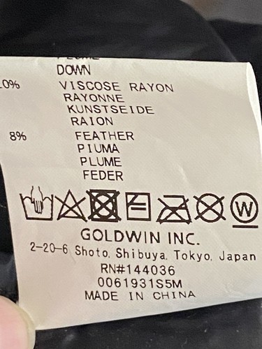 Goldwin Puffer Down Sweater,Jacket, Design In Japan, Pockets ,Black ,Mens - Picture 8 of 15