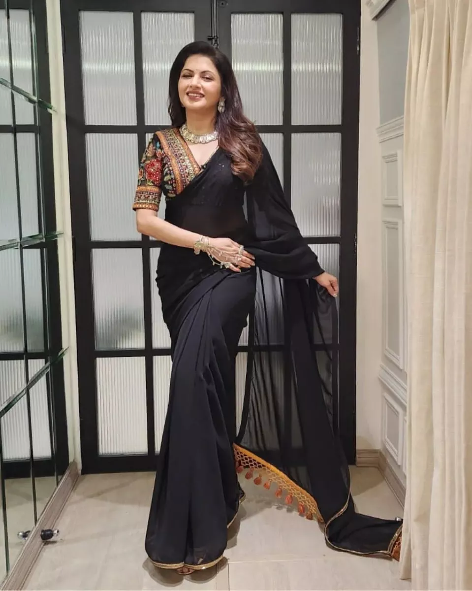 Designer Georgette Saree Gown: Perfect Panache