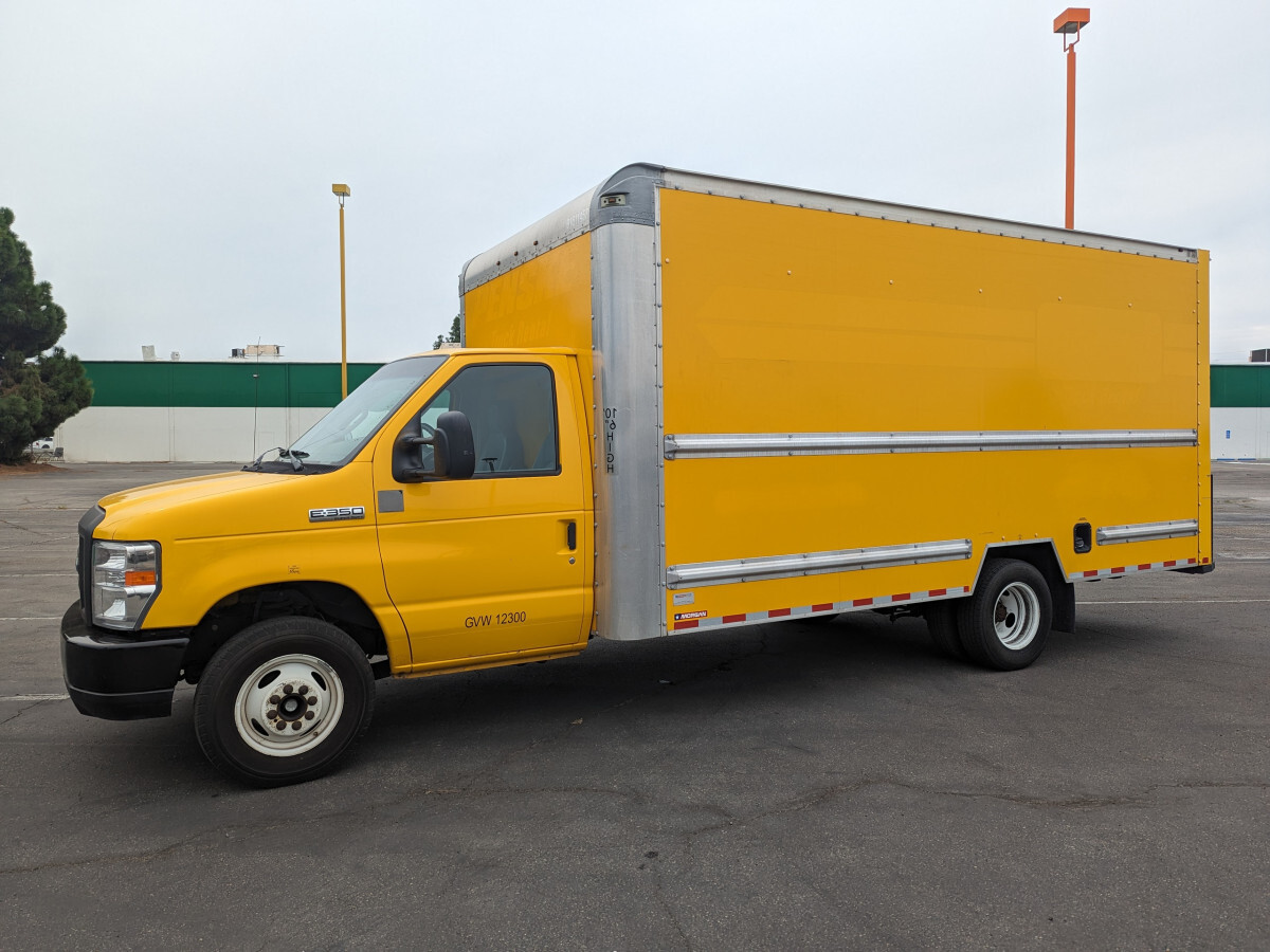 2019 Ford Econoline E350 16FT Box Truck with Loading Ramp eBay