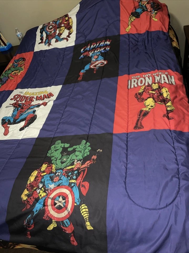 Vtg 90's Marvel Hulk Spiderman Thor Iron Man Comforter Bedding Blanket 71 x 86  - Image 3 of 4