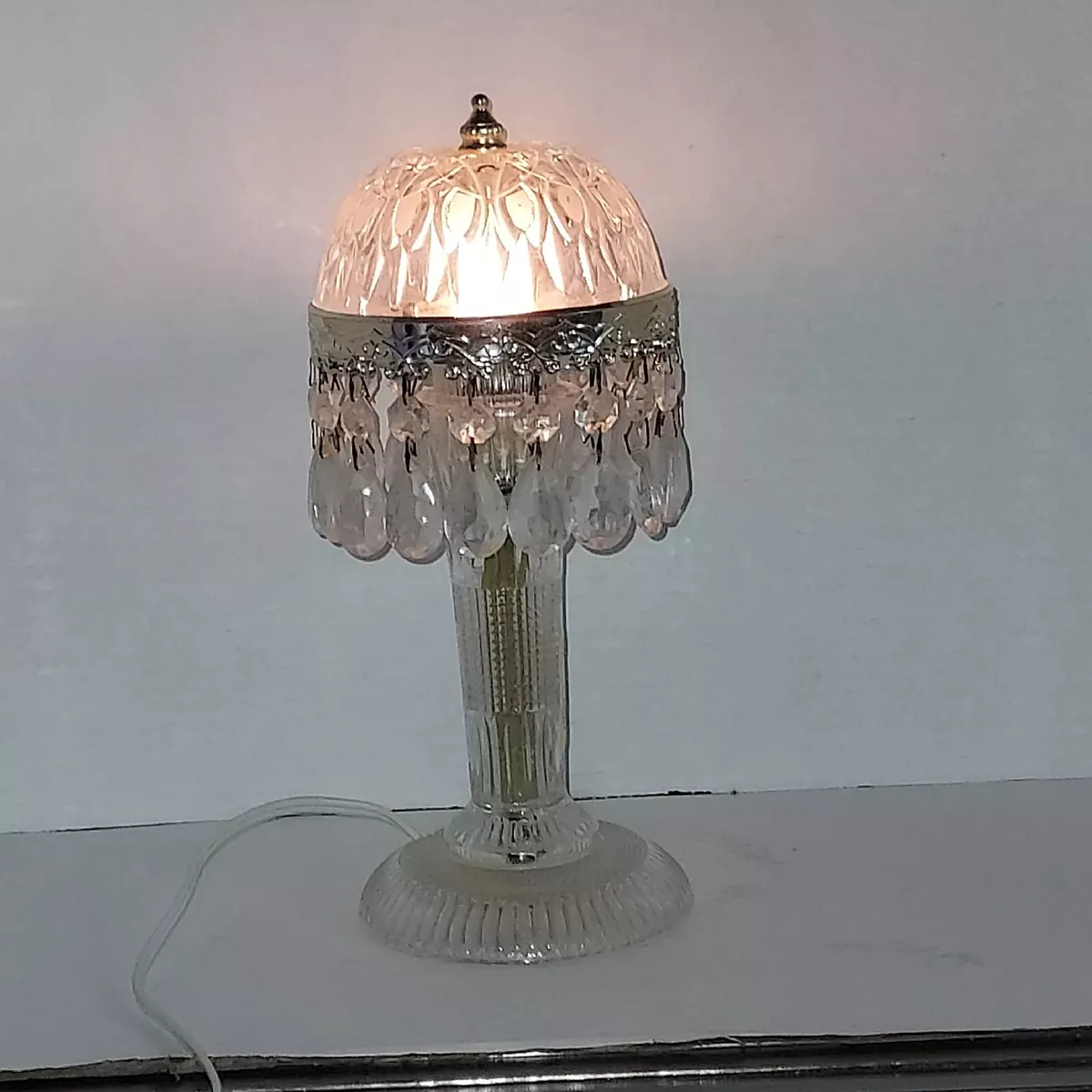 Vtg Holland Boudoir Parlor Table Lamp Cut Glass 18 Teardrop Crystals Art Dec 11