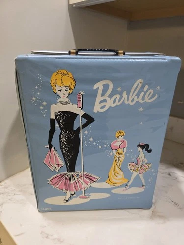 BARBIE PONYTAIL Mattel CARRY CASE 1962 LIGHT BLUE CLEAN AMAZING vtg Condition!