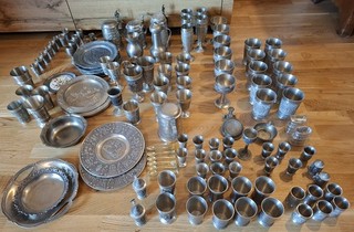 26 kg Konvolut Zinn – Gemischt – Becher – Teller – Krüge – Löffel Schrott