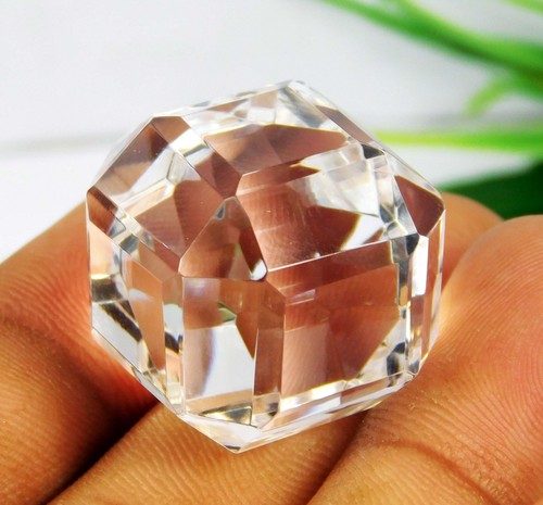 CERTIFIED 100.30 Ct Natural Brazillian White Topaz Cube Cut Loose Gemstone - Picture 5 of 6