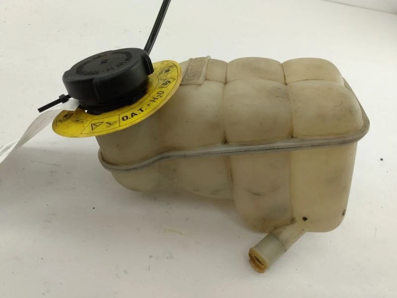 LAND ROVER DISCOVERY 2 Engine Coolant Reservoir Overflow Tank Fits 1999-2004 - Image 2 of 4