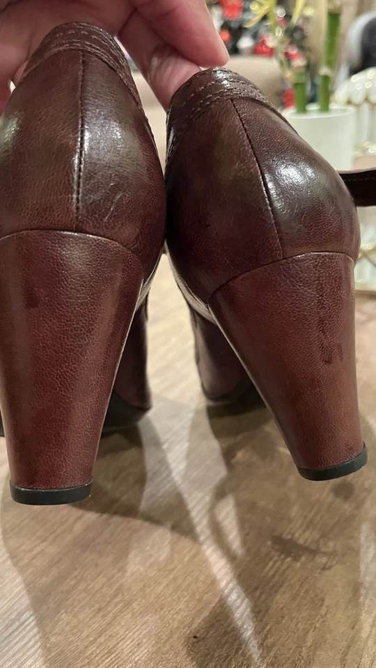 Indigo Womens Shoes 8 M Brown Leather Crisscross Straps Block High Heel Buckles - Image 4 of 4