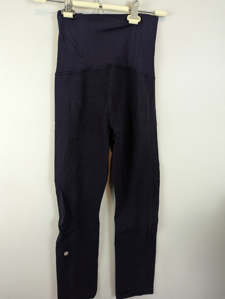Lululemon Athletica Dark Blue Leggings Women Size 6 CA 35801 RN 106259