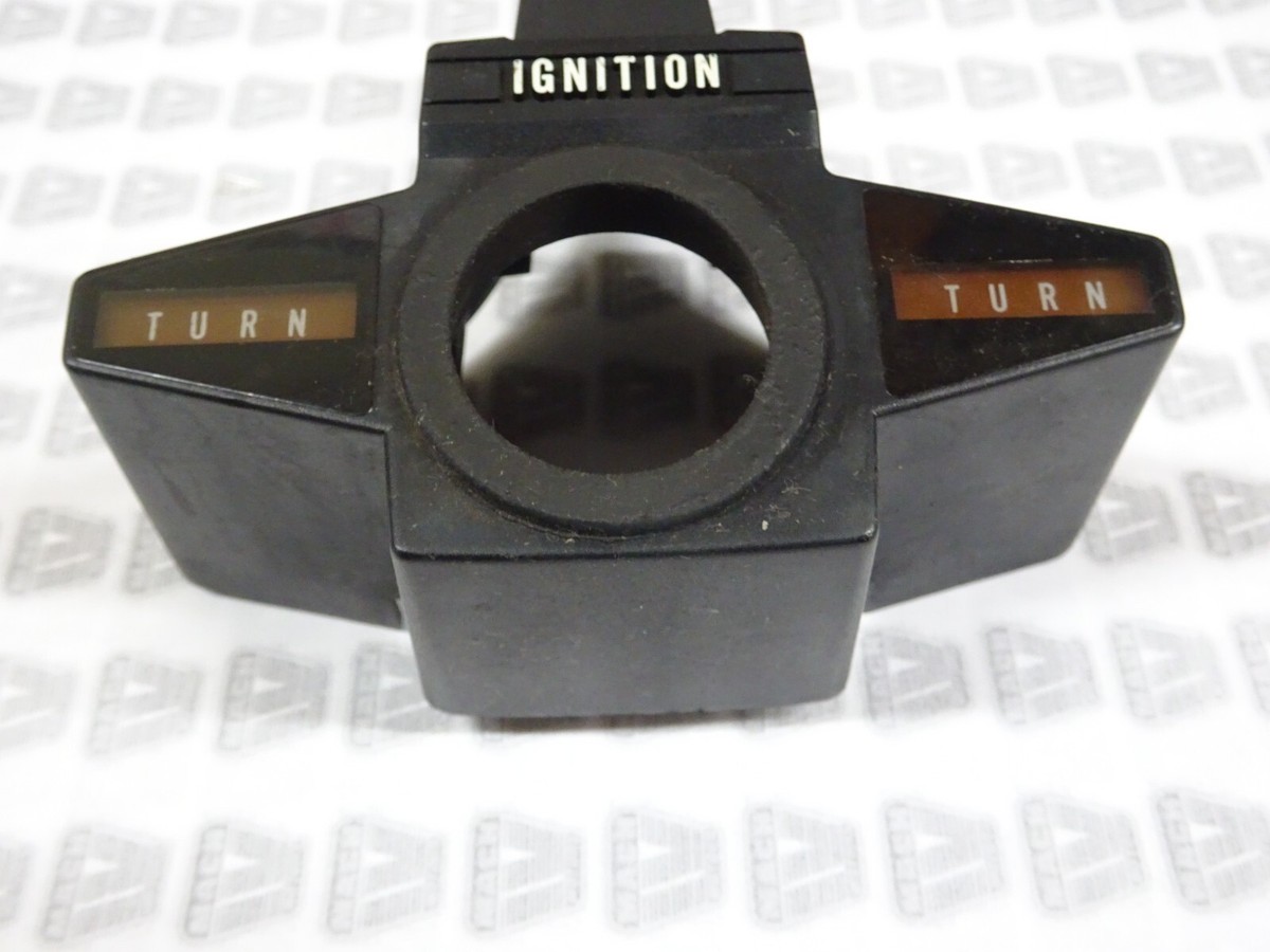 Kawasaki NOS NEW 25023-1037 Meter Case Cover KZ KZ750 LTD Shaft