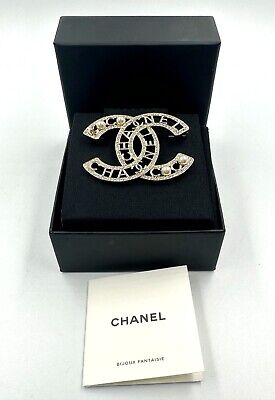 Chanel brooch pin badge - Gem