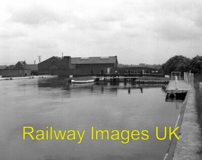 Foto - Fobney Lock No 105 Kennet und Avon Navigation Lesen Berkshire um 1975
