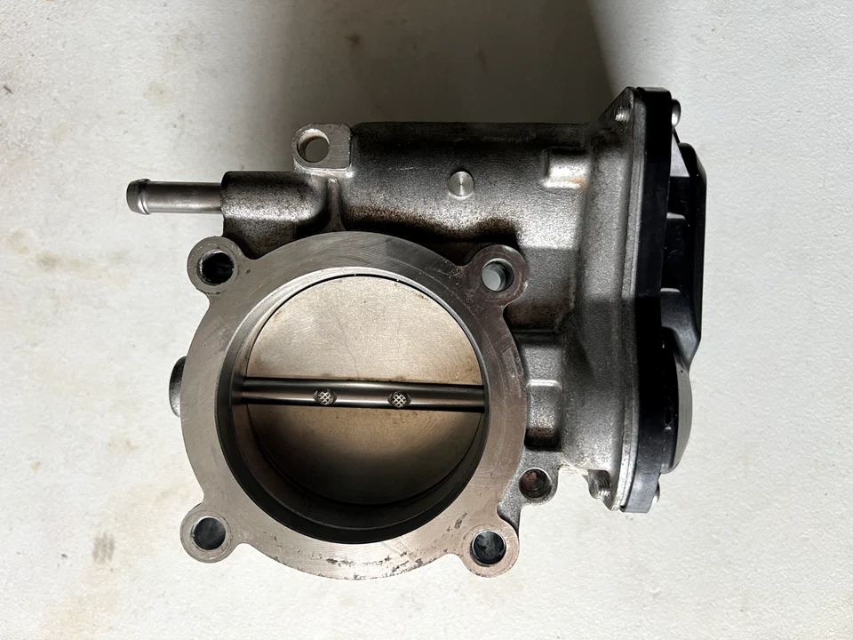 2019-2022 SUBARU FORESTER 2.5L H4 GAS ENGINE MOTOR THROTTLE BODY 16112AA520 OEM - Image 2 of 4