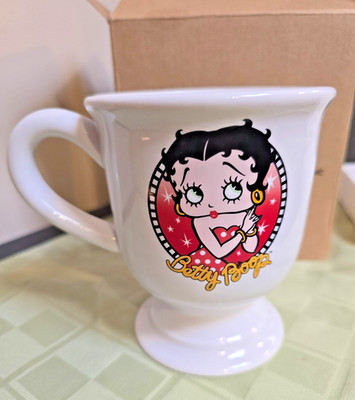 Betty Boop ''Boop-Oop-A-Doop''- NIB- w/Box-12 oz- Pedestal Mug-White-2006 Vandor