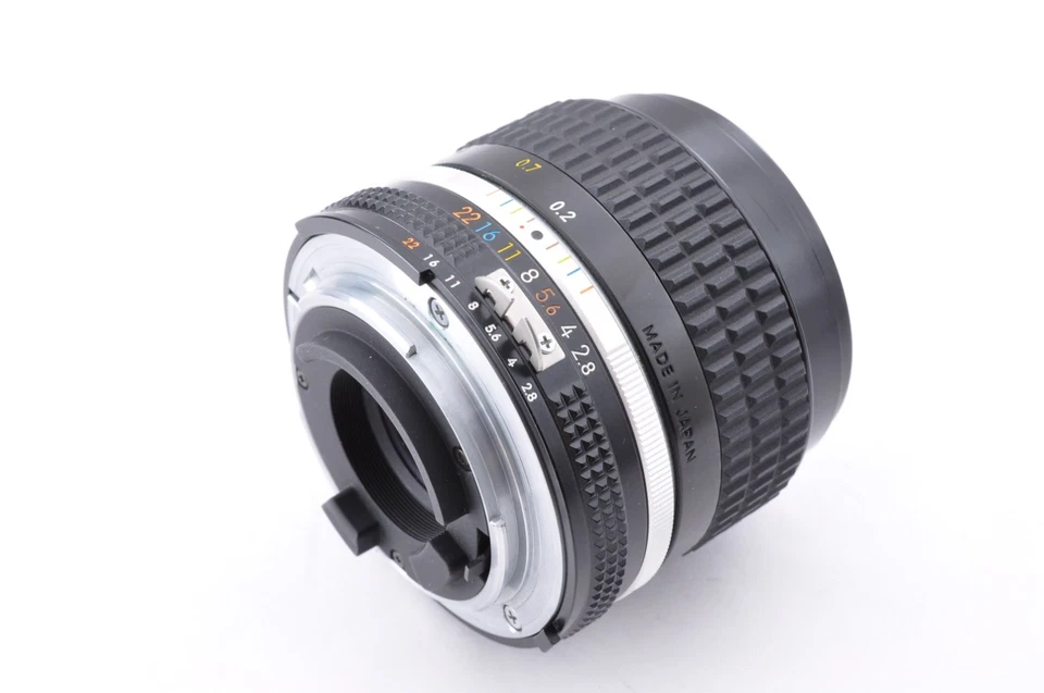 SIC S/N832xxx Nikon Ai-s Nikkor 28mm f/2.8 MF Mint Lens from Japan #1019003 - Image 2 of 4