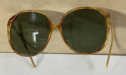 Vintage Original Oversized Bold Retro Sunglasses by Foster Grant Made in Italy - Picture 4 of 14