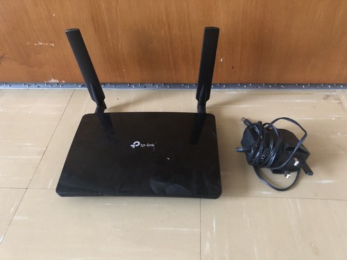 TP-Link TL-MR6400 300 Mbps 4G Mobile Wi-Fi Router, SIM Slot Unlocked