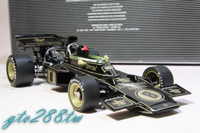 Quartzo 1:18 Lotus 72D JPS F1 1972 British GP Winner Fittipaldi w/Firestone mark - Image 2 of 4