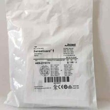New Allen-Bradley 440N-Z21S17H Guardmaster Non Contact Switch SensaGuard