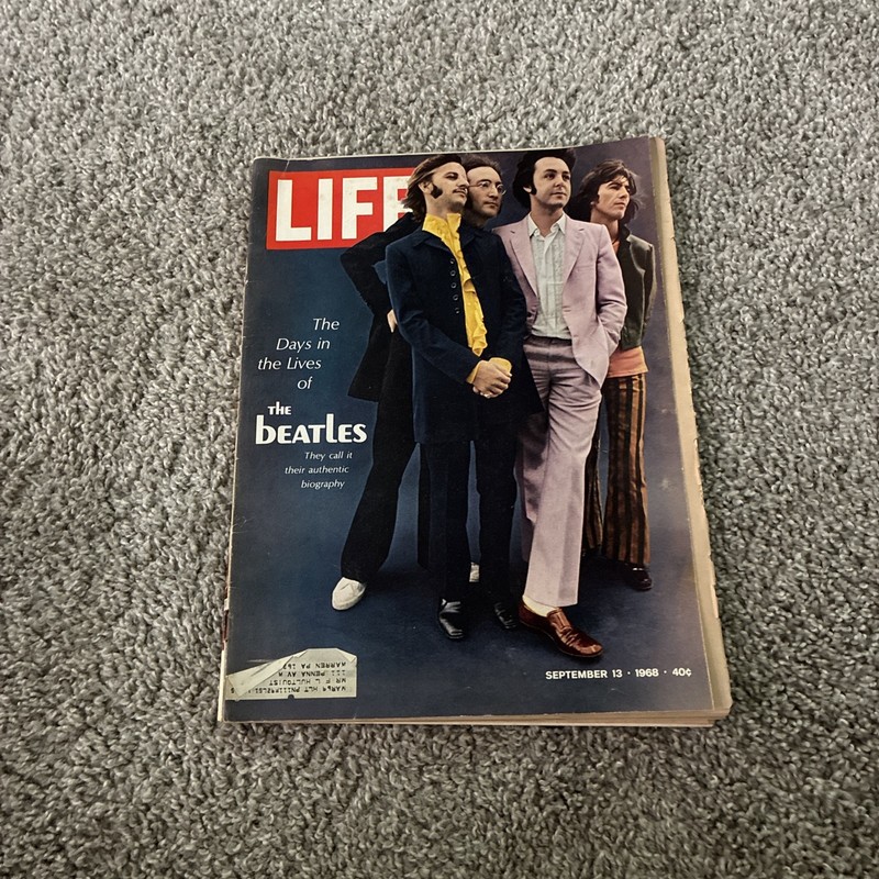 Vintage LIFE Magazine September 13, 1968  The Days in the Lives Of the Beatles