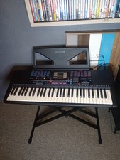Yamaha Piano PSR-220 Digital 61-Keys Portatone Keyboard
