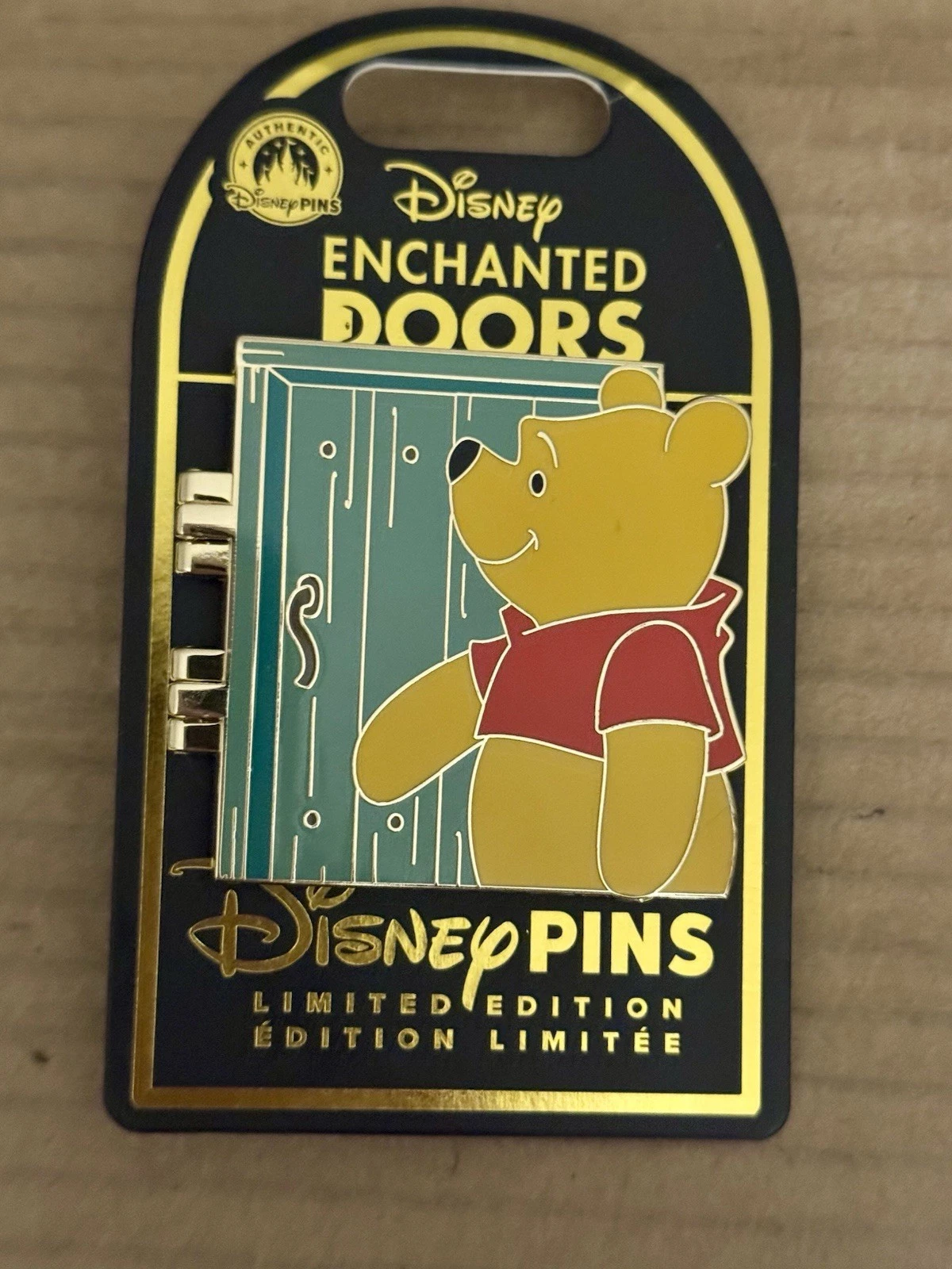 Disney LE 3400 Winnie the Pooh Enchanted Doors Single Pin
