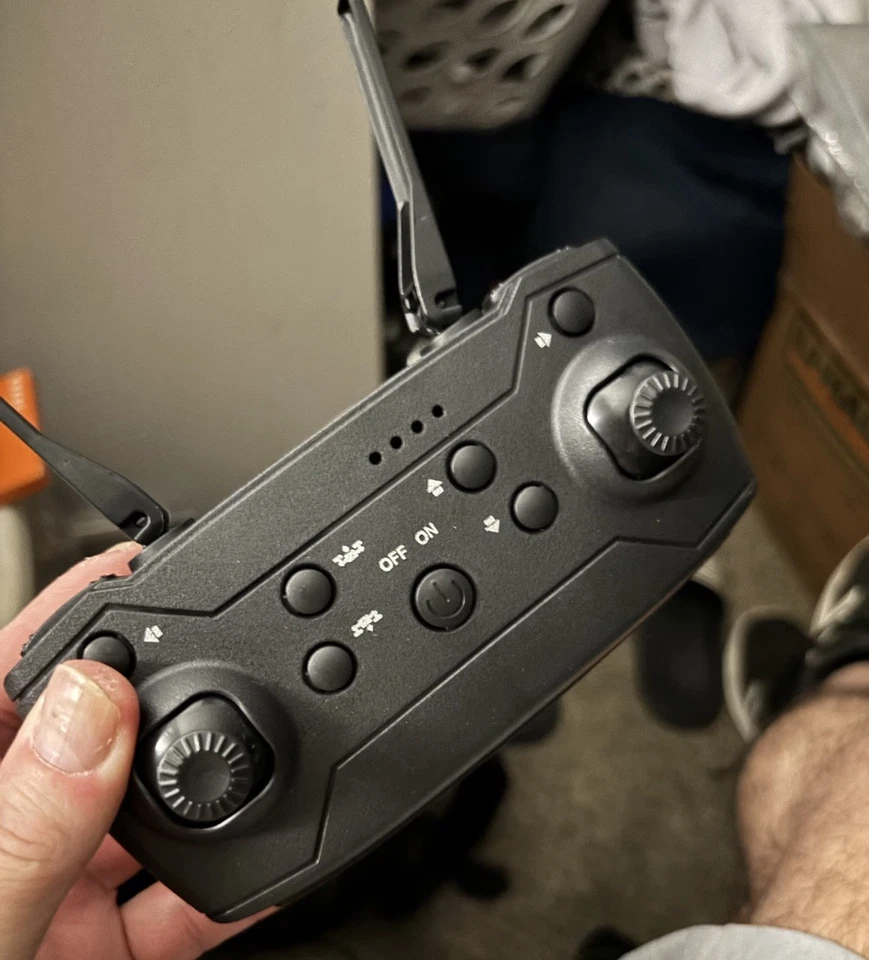 E88 Pro Drone No Camera, Folding, 2.4GHz - Image 4 of 4