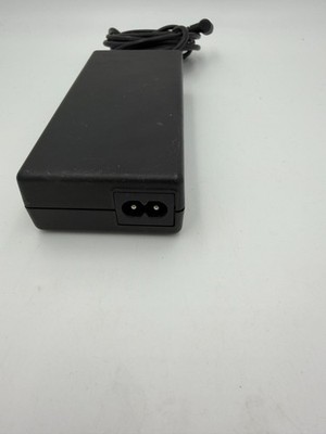 Sony Netzteil Model: PCGA-AC19V3, 100-240V, Output: 19.5V