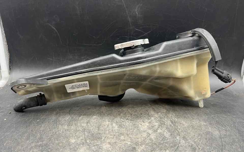 Conjunto de tanque de depósito de desbordamiento de refrigerante Denso Lexus LS400 1990-1994 OEM Foto 3 de 4