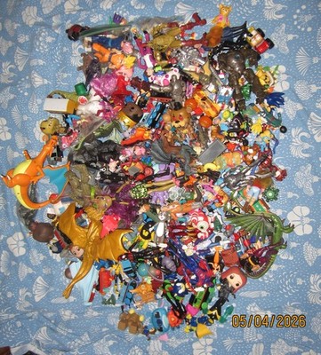 Huge Lot 29 LBS Mixed Toys Action Figures Assorted Toy Box Bulk DC Marvel Funko