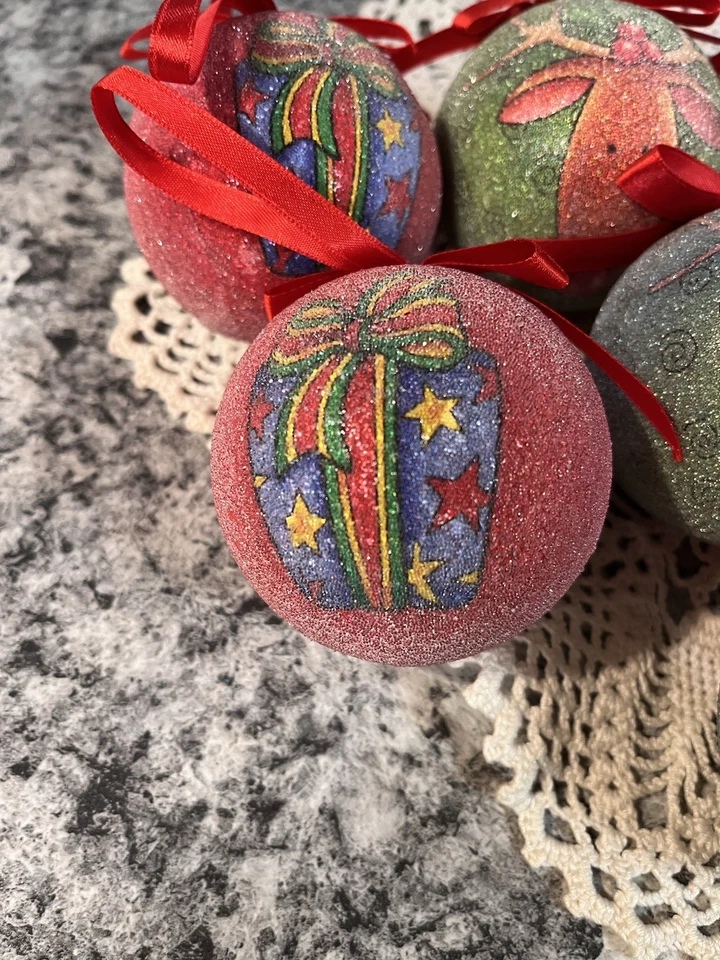 10 Vintage Sugar Coated Frosted Christmas Tree Ornaments Whimsy Reindeer Present - Image 4 of 4