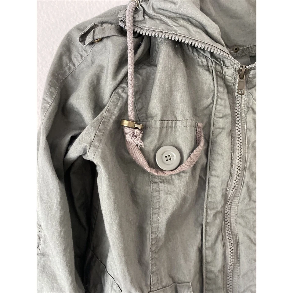 Abrigo utilitario militar Last Kiss estilo musgo oliva verde militar pequeño Foto 2 de 4