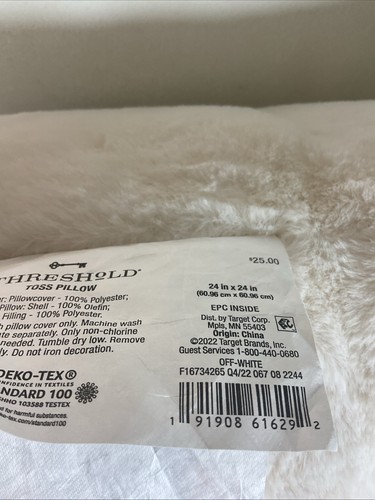 Threshold Kunstkaninchenfell Creme 24 x 24 Zoll abnehmbarer Bezug - Bild 5 von 7