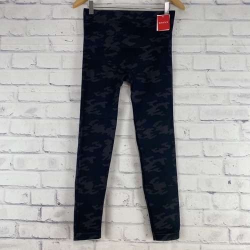 Spanx Leggings Women's Size XL Pants Black Camouflage Look at Me Now Legging NWT - Picture 2 of 9